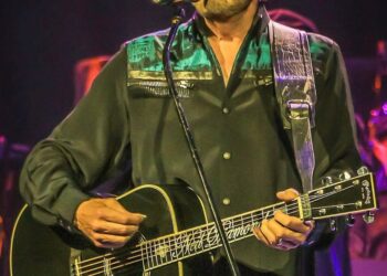 Back Stories (Birthday Edition) – My Uncensored 2010 Interview With Neil Diamond