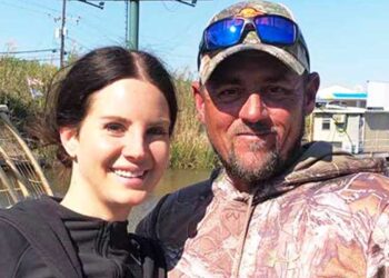 Lana Del Rey calls out ‘local couple’ for tracking her, Jeremy Dufrene with drones