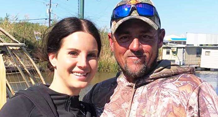 Lana Del Rey calls out ‘local couple’ for tracking her, Jeremy Dufrene with drones