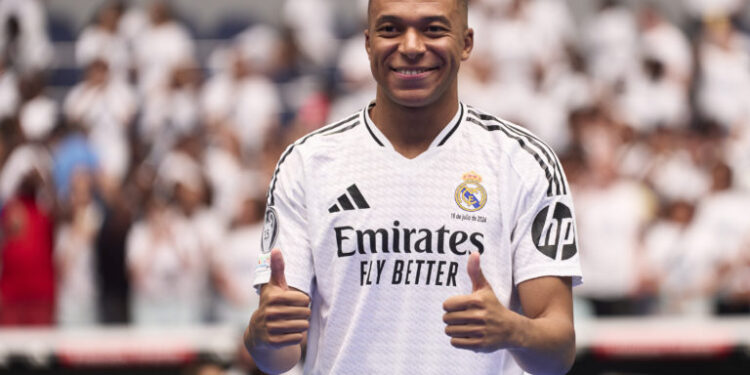 Mbappé en tête du classement avec 230 millions d’euros alors que la valeur de l’équipe du Real Madrid atteint 1,37 milliard d’euros