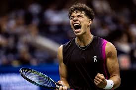 ‘Evolving’ Shelton plays it cool in Shanghai win vs. Shapovalov