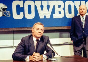 SHOCKING news:Jerry Jones is the owner and general manager of the Dallas Cowboys, a team he purchased in 1989. Under his leadership, the Cowboys became one of the most valuable sports franchises in the world. Jones is known for his strong personality, business acumen, and significant influence in the NFL. He played a key role in the NFL’s expansion and development, and he’s been involved in various league initiatives. Additionally, Jones is recognized for his commitment to philanthropy and community involvement. If you want to know more about a specific aspect of his career or personal life, feel free to ask!