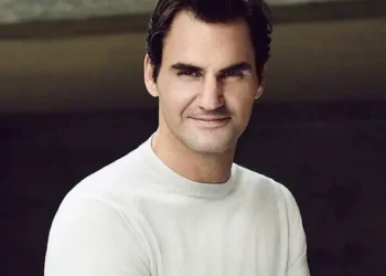 Swiss Tennis World Mourns: Beloved Icon Roger Federer Passes Away, Leaving a Legacy of Grace an…