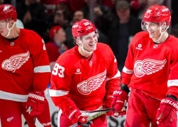 Big Yes! Detroit Red Wings’ Latest Victory Shows They’re Still a Fan Favorite