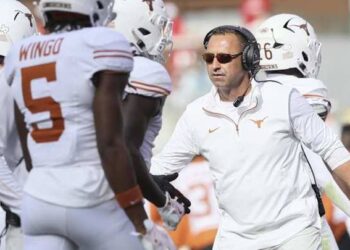 Breaking: TEXAS LONGHORN MADE A BIG SIGNING! KENTUCKY WILDCATS Win Bidding War against Akansas by signing Texas A&M Quarterback in a blockbuster deal worth……see details