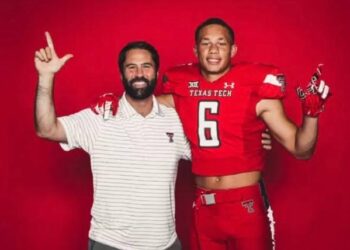 Five-Star LB Miquel Dingle Decommitted From Texas Tech and Commits to Arkansas: Welcome to the Razorbacks…read more