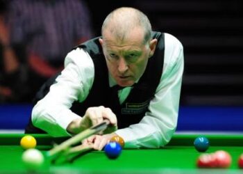 Steve Davis: The Snooker Legend Who Set an Unbreakable Record with 1,453 Professional Matches