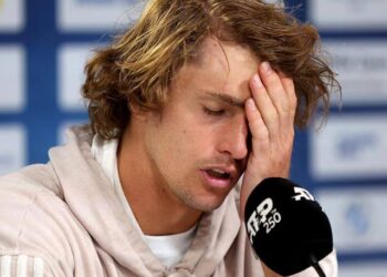 Alexander Zverev Targets 2025 for Tennis Glory After Emotional Setbacks