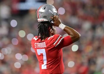 Reports: A deal has just been finalized between Houston Texans and rivals to trade top experienced Quarterback in a blockbuster deal worth….Read more