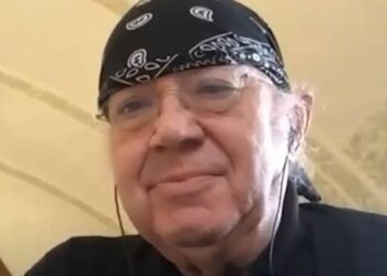 Legendary Deep Purple Drummer Ian Paice Passes Away at 76, Leaving a Lasting Legacy