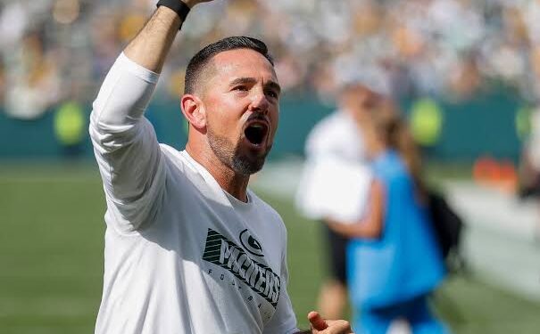 Excitement Soars as Coach LaFleur Announces Return of Colts’ Legendary 40-Year Veteran!