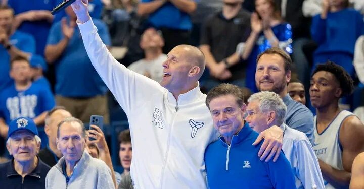 Exciting Moments: Coach Mark Pope Honor the Return of former Coach John Calipari With More… read more