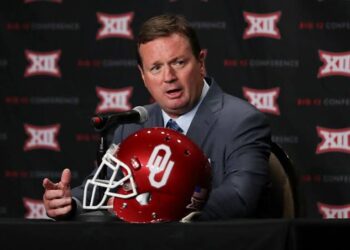 Breaking: Oklahoma Sooners Hire Former Coach As Brent Venables Takes His Leave Till 20…read more