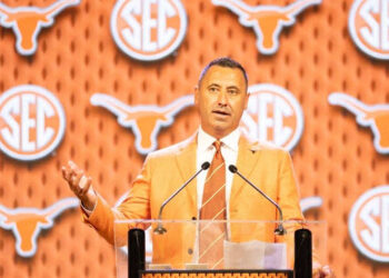 Bad news for Texas Longhorn as SEC identify Coach Steve Sarkisian Alternative…read more
