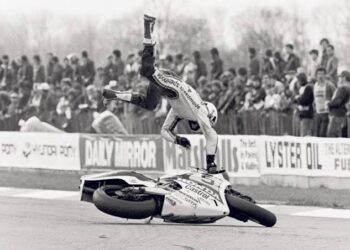 Thrills and Spills: Rare Solo and Sidecar Shots from the Legendary 1981 Transatlantic Trophy at Brands Hatch… read more..
