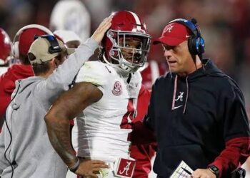 Stunning Upset: Bama is OUT! College Football Playoff Shocker Shakes the Nation And…read more