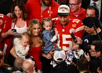 BREAKING: “This is the end of me”. KC city QB Patrick mahomes love in tears as he announces… read more