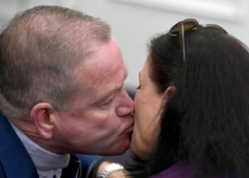 Sad News: Brian Kelly Files For Divorce From Wife Weeks After Losing LSU… read more