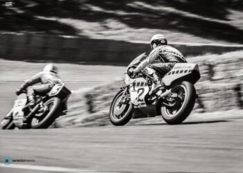 Exploring the Dynamic Legacy: How Colin Edwards and Kenny Roberts Jr. Revolutionized Motorcycle Racing in 1992, Captivating Audiences with Their Unmatched Kinetic Energy!… read more