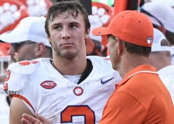 Reports: Clemson Tigers QB Shocks Fans By Departing After Heated Rift With Head Coach Dabo Swinney… read more