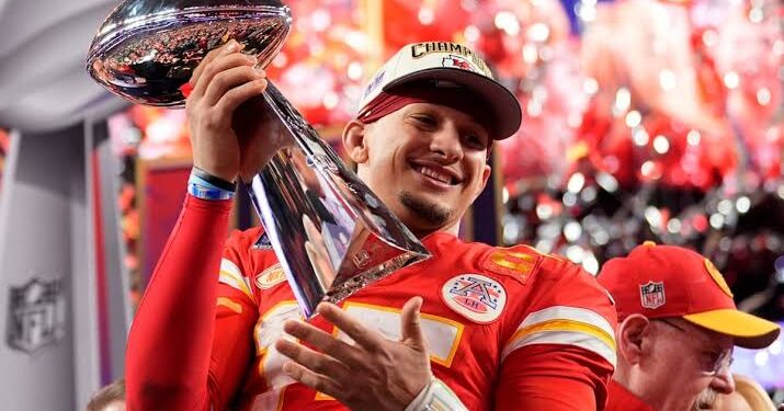 JUST IN:&nbsp; Patrick mahomes of the Kansas City Chiefs takes home the 2024 Outland Trophy. Read more…
