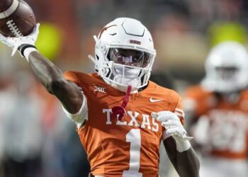 LOCKED IN: The Texas Longhorns have just finally accepted a Xavier Worthy four year contract resignation, keeping him with the team until the end of 2028….See more