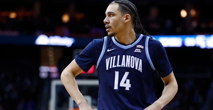 Breaking: Former Kentucky Star Re-Signs: Big Blue Nation Cheers $128M Deal at New School…read more