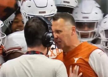Great Loss: Texas Longhorns in pain over departure of coach due to….. Read more