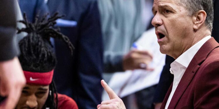 Heartbreak for Razorbacks Nation as Coach Calipari Steps Down For…read more