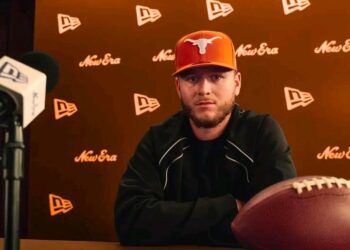 Quinn Ewers: The Rising Star Ready to Etch His Name in Texas Longhorns History!