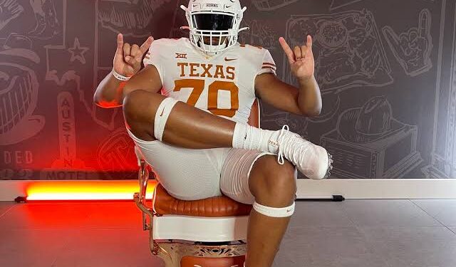 SEC News: Texas Longhorns leave Trevor Goosby without a weapon for playoff game against…read