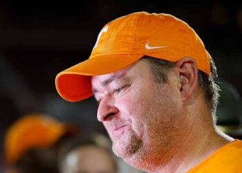 BREAKING: “This is the end of me”. Tennessee volunteers Football Coach Josh Heupel love in tears as he announces…see more