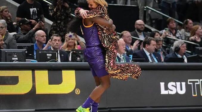 Bad News: “This is the end of me”. LSU Women’s Coach Kim Mulkey love in tears as She announces…see more