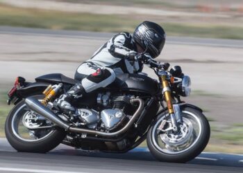 Tragedy at Thruxton: Reliving the King of Thruxton Meeting 1985 in Color…read more