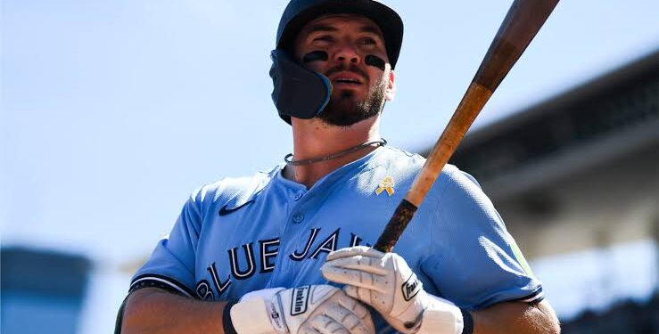 A Bold Move in a Time of Crisis : Kansas City Royals Propose $139.5 Million Trade for New Pirates Former First Baseman Spencer Horwitz in…..