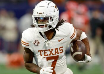 Locked In Till 2028: Unexpected Outcome As Longhorns WR Isaiah Bond Signs A 4year Contract With The…read more