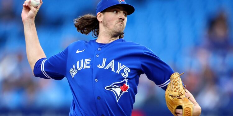 LOCKED IN: Blue Jays’ officially sign Carlos Guzman! Keeping Him Till…read more