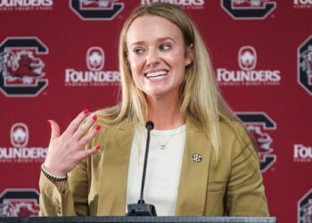 Just Now! South Carolina women’s Softball Coach Ashley Chastain Takes Her Leave To New…