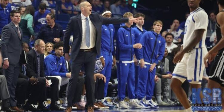 Kentucky Wildcats Coach Mark Pope Says “Andrew Carr Deserves a Standing Ovation From Kentucky Fans For Been UK Best Player For…read more