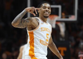 No.1 Player in America Commits to Texas Longhorns Basketball Over Alabama And…read more