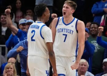 Bad news announced regarding Kentucky Wildcats basketball Andrew Carr And….more below