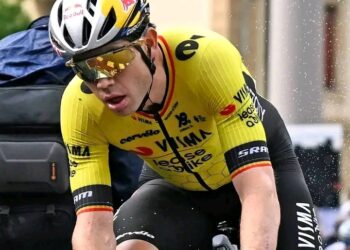 Wout van Aert heeft geschiedenis geschreven in de Giro d’Italia door het wereldrecord voor het hoogste ooit gemeten 10-minuten vermogen te verbreken.