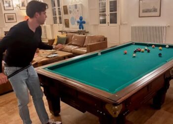 Breaking:Wout van Aert deelt hartverwarmende fotoreeks en ervaring van gezinsvakantie in Italië