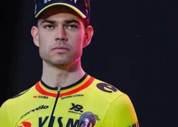 Ploegleider van Pedersen deelt sneer uit aan Van Aert
