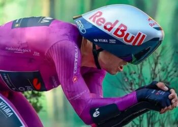 Wout Van Aert in zak en as: “De droom is weg”