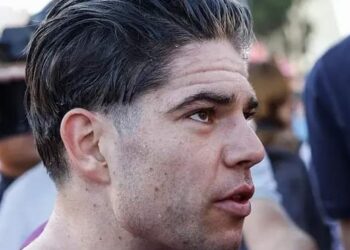 Ploegleider Van Aert waarschuwt: “Zo gaat het compleet de verkeerde kant op”