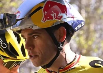 Van Aert geeft reden voor inzinking: “Of het beter gaat worden?”