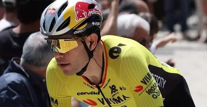 Van Aert mikt op overwinning in gravelrit: ‘Hij wordt beter en beter’