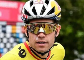 Van Aert doet straffe voorspelling over verdere verloop Giro