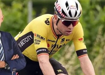 Wuyts haalt uit na pittige uitspraak Van Aert: “Zou ik niet doen”